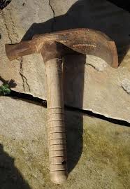 Ancienne Et Rustique Herminette De Charpentier Ou De Tonnelier Hache Hachette Des Annees 1910 Outils Rustique Outils Et Charpente