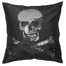 Disponible Sur Maisondulinge Fr Housse De Coussin Tete De Mort Noir 40x40cm Housse De Coussin Tete De Mort Decoration Noel