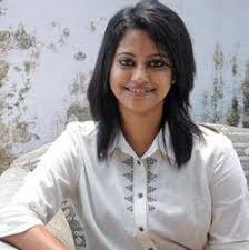She started her career as costumer designer in the industry when she was just 23. Mollywood Costume Designer Stephy Zaviour Biography News Photos Videos Nettv4u