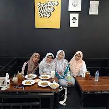 Namun beberapa gejala atau kondisi yang mengawali tekanan darah tinggi sebenarnya juga tidak memiliki penyebab khusus. Pin Di Wisata Kuliner