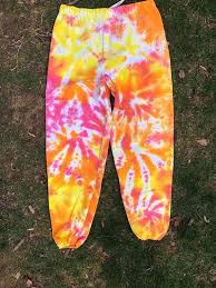 Black And Orange Tie Dye Sweatpants Large Tie Dyed Sweatpants Tie Dye Outfits Tie Dye Fashion Diy Tie Dye Shirts