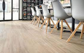 Image Result For Pearl Oak Karndean Luxury Vinyl Plank Vinyl Plank Vinyl Plank Flooring