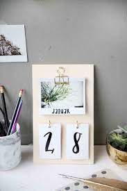 New Post Tumblr Room Decor Rose Gold Visit Bobayule Trending Decors Diydecorcheap Diy Desk Calendar Diy Calendar Easy Diy Crafts