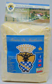 La farina di mais bramata è il risultato più grossolano della macinazione del mais bianco. Farina Di Mais Bianco Per Polenta Macinata A Pietra A Km0 Bilde Av Tenuta De Matthaeis Molino A Pietra Azienda Agricola I Ferentino Tripadvisor