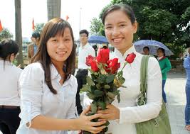 Tư vấn tặng quà ngày nhà giáo Việt Nam Images?q=tbn:ANd9GcQbKQWGEhV8dqoOl67llUuuztdDvrmmvh2yJBg12B4w2eAiOSBz
