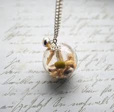 Pin By Boboboxox On Jewelry Resin Jewelry Making Resin Jewellery Resin Jewelry Making