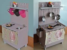 El malvado romeo ha convertido todos los dulces de la cocina en patatas. Cocinitas De Juguete En Madera Para Ninos Cocinas De Juguete Cocina De Juguete De Madera Y Cocinas Infantiles