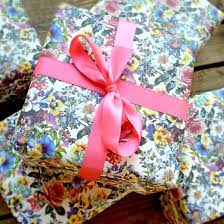 Too Much Floral We Don T Think So We Say More More Impressmum Floral Wrapping Paper Gifts Beautiful Gift Wrapping