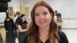 Kelly Darby's Instagram, Twitter & Facebook