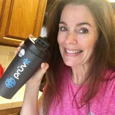 Iris Seltzer (irisseltzer)