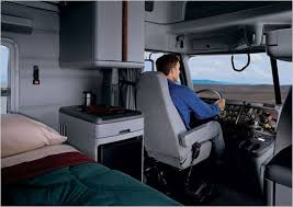 Freightliner Photos News Reviews Specs Car Listings Freightliner Truck Interior Big Rig Trucks