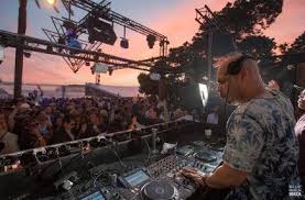 Amnesia Ibiza Bottle Service And Vip Table Booking I Ibiza Ibiza Clubs Famous Beaches