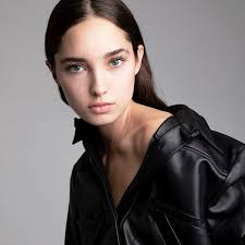 Cast Images: December 2019