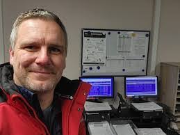 Richard Machnik's Instagram, Twitter & Facebook