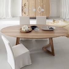 Table Design Ovale En Bois Massif Toledo Seven Salle A Manger Table Ovale Table Salle A Manger Table Design