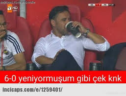 Kadıköy'de fenerbahçe, galatasaray'ı robin van persie'nin iki golüyle yenerek önemli bir galibiyeti aldı. Fenerbahce Galatasaray Capsleri Sayfa 37 Timeturk Haber Timeturk Haber Haber Gunun Haberleri Yorum Spor Ekonomi Politika Sanat Sinema