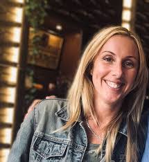 Melissa Norman's Instagram, Twitter & Facebook