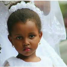 Ninakuombea, Jumatano yako ikawe ya kujibiwa sala zako. Kwa jina la Baba na  la Mwana na la Roho Mtakatifu...