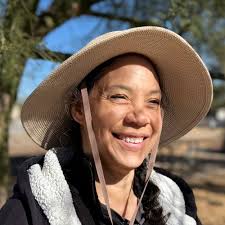 Best plants for sandy soil: 9 expert-recommended species