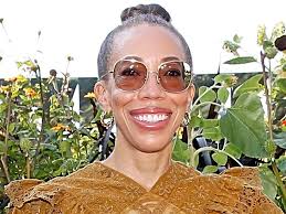 Artist Who Painted Breonna Taylor's Portrait Donates Proceeds For Social  Justice Scholarships