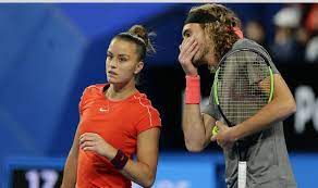 Friend's girlfriend manhwa also known as (aka) girlfriend of friend ; Stefanos Tsitsipas Girlfriend How Tennis Pro S Mum Set Him Up With Childhood Sweetheart Tennis Sport Express Co Uk