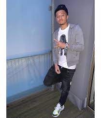 Jadon malik sancho (born 25 march 2000) is an english professional footballer who plays as a winger for german bundesliga club borussia dortmund and the england national team. Jadon Sancho Deleted A Post In Instagram Undelete Germany