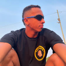 DEREK SOUZA • PRO SURFER (@dereksouza_oficial1) • Instagram photos and  videos