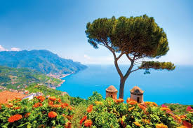 Eine stadt wie neapel begeistert mit geschichte und vielen bauwerken. Top 5 Sehenswurdigkeiten Am Golf Von Neapel Das Sollten Sie Nicht Verpassen