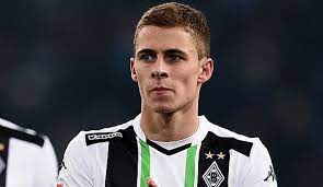 In mönchengladbach und london will man das unbedingt verhindern. Papa Hazard Plaudert Uber Seine Fussball Sohne