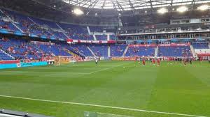 It is the home of the new york red bulls of major league soccer and has 25,000 seats, all covered by a translucent roof that protects fans from the elements. Red Bull Arena New Jersey Bereich 126 Heimat Von New York Red Bulls Gotham Fc