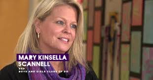 Danielle Hermsen's Instagram, Twitter & Facebook