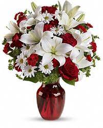Modesto exotic flowers 90 photos 80 reviews florists 3501 my saved bouquets ( 0 ) log in to save this item as. Be My Love Bouquet With Red Roses Vase Arrangement Valentine Flower Arrangements Flower Arrangements Valentine S Day Flower Arrangements