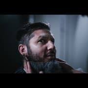 Opak posiela odkaz svojmu mladému ja. Pozrite si videoklip k skladbe Píšem  ti