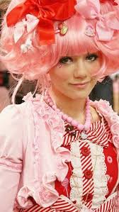 Getting to experience anime cons in the late 2000s is one of my ultimate  core memories 💕✨🎀 What was your first anime con? Mine was #toracon 2009!  , #animecore #animecon #nostalgiacore #kawaiiaesthetic ...