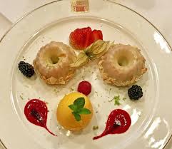 Guglhupf Mit Mandarinensorbet Kuffler Spatenhaus Catering Gastronomie Catering Guglhupf