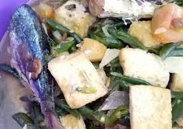 3 ikan kembung, lumuri perasan jeruk nipis 1 buah sereh, geprek 1 ruas lengkuas, geprek 2 3. Resep Ikan Kembung Tauco Cara Bikin Ikan Kembung Tauco Yang Bikin Ngiler Resependolita