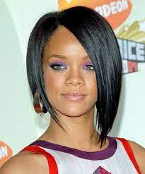 Rihannas Frisuren Frisuren Rihannas Rihanna Haarschnitt Bob Frisur Haarschnitte Fur Feines Haar