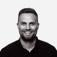 10+ "Jan Uhl" profiles