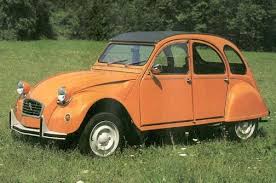 I Had This Is This Colour Back In 1981 It Was Damaged Twice Along The Wheel Arch Within 4 Weeks With People Parking Kindheitserinnerungen Erinnerungen Ente