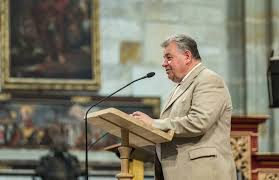 Členka rady české televize hana lipovská podala trestní oznámení na generálního ředitele petra dvořáka, spolumajitele společnosti médea jaromíra soukupa a dva členy dozorčí komise rady. Hana Lipovska Rozklada Uz I Cirkev Biskupove Se Nemohou Shodnout Zda Skodi Ci Pomaha Mix24 Cz