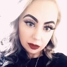 Jessica Crosswhite's Instagram, Twitter & Facebook