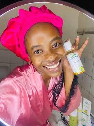 I wanna take this moment and say... Thank you sis Portia🙏💕.. It's been  2yrs now using my Marula products♥️I am team Yellow.. I'm glowing from head  to toe💓the glow is too much🤞..