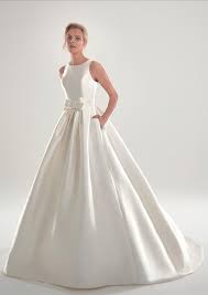 We did not find results for: Brautkleider Das Passende Brautkleid Fur Ihren Grossen Tag