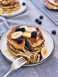 Kostliche Bananen Buttermilch Pancakes Ohne Zucker Fashion Kitchen Buttermilch Pancakes Lebensmittel Essen Fingerfood Party