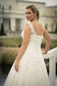 Zum öffnen der brautkleidkollektionen klicken sie bitte auf das jeweilige bild. Die 200 Besten Ideen Zu Lohrengel Brautkleider Kollektion Lohrengel Brautmode Kleider
