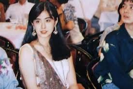 wuxian fēihuā lián bì fēngliú yì niánshào gū sū yòu fàn chūn. 52å²çŽ‹ç¥–è´¤è¿'ç…§æ›å…‰å˜åŒ–å¤§ç˜¦ä¸‹æ¥çš„å¥¹ç®€ç›´å¤ªç¾Žäº† ä¸­åŽç½'