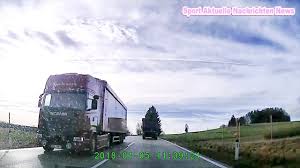 Fahrt Von Tschechien Nach Osterreich Reise Mit Dem Auto Footage Vide