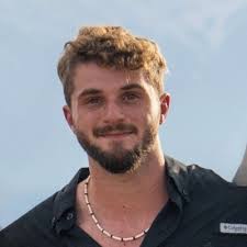 Full house at Google Campus this morning. ⚡ I shared stories from my  journey as a founder. But the harsh truth? The old playbook is 𝐃𝐄𝐀𝐃