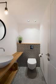 59 Clean Modern Powder Room Design Ideas Bathroom Bathroomdesign Bathroomdesign Diseno Banos Pequenos Diseno De Banos Modernos Cuartos De Banos Pequenos