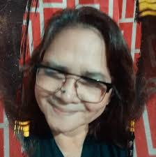 Laura Laska's Instagram, Twitter & Facebook